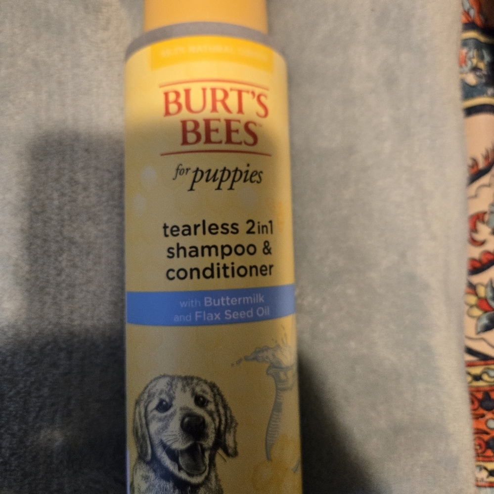 NWT Burt's Bees Tearless Puppy Shampoo & Conditioner